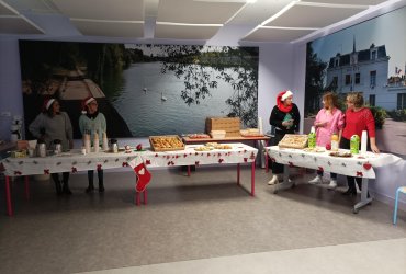 SPECTACLES DE NOËL DANS LES CRÈCHES